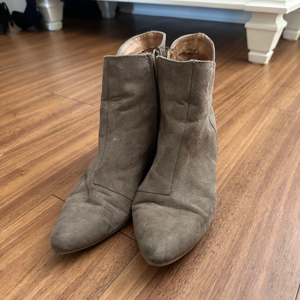 Qupid Taupe Ankle Booties